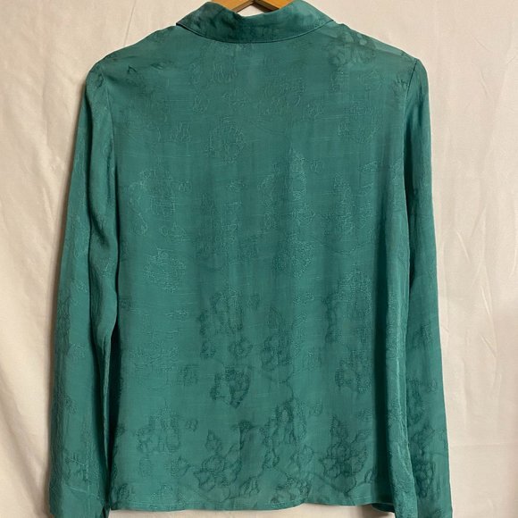 J.H. Collectibles Long Sleeve Green Blouse M NWT - Picture 2 of 9